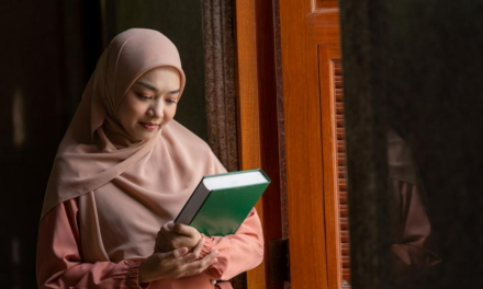 13 Tanda Muslim Sejati yang Perlu Diketahui dan Diterapkan